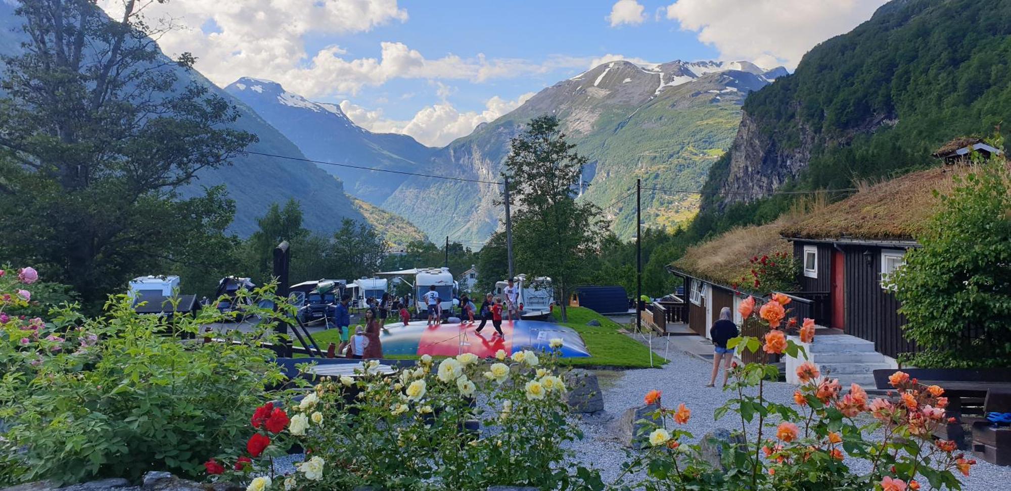 Vinje Camping Geiranger Exterior photo